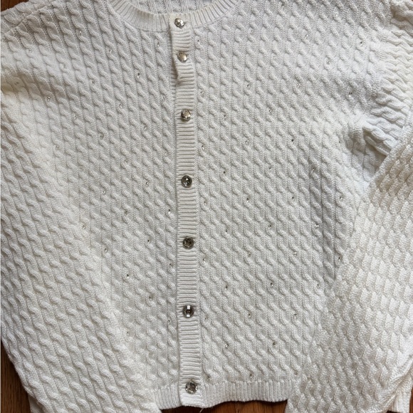 Elegant White Button-Up Cardigan Sweater - Picture 7 of 13